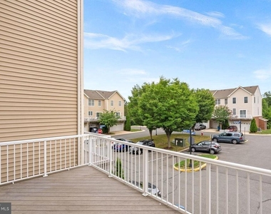 42814 Eggleston Terrace - Photo Thumbnail 5