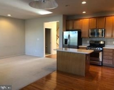 43686 Hamilton Chapel Terrace - Photo Thumbnail 13