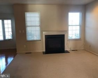 43686 Hamilton Chapel Terrace - Photo Thumbnail 9