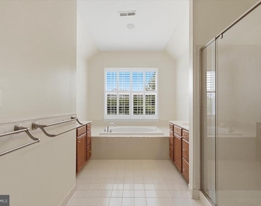 20242 Hidden Creek Court - Photo Thumbnail 47