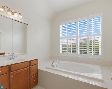 20242 Hidden Creek Court - Photo Thumbnail 48