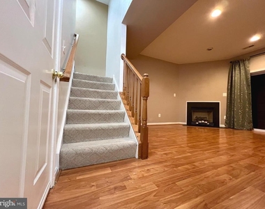 21831 Ladyslipper Square - Photo Thumbnail 37