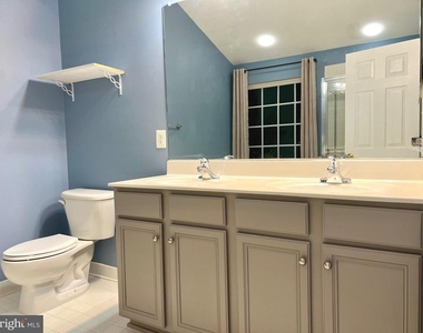 21831 Ladyslipper Square - Photo Thumbnail 26