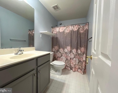 21831 Ladyslipper Square - Photo Thumbnail 34