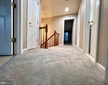 21831 Ladyslipper Square - Photo Thumbnail 30