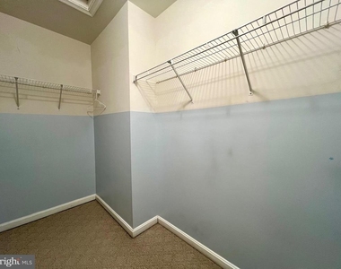 21831 Ladyslipper Square - Photo Thumbnail 29