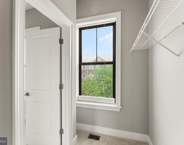 19286 Winmeade Drive - Photo Thumbnail 28