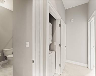 19286 Winmeade Drive - Photo Thumbnail 36
