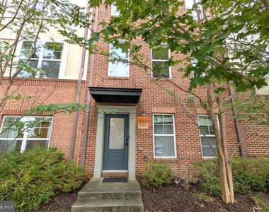 22447 Verde Gate Terrace - Photo Thumbnail 3