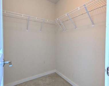 22447 Verde Gate Terrace - Photo Thumbnail 36