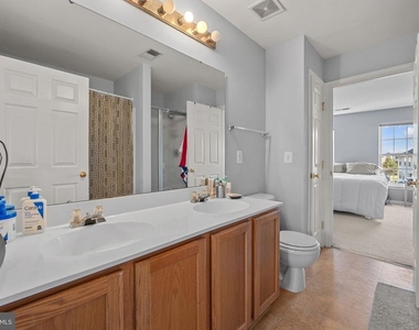 44481 Watertown Terrace - Photo Thumbnail 16