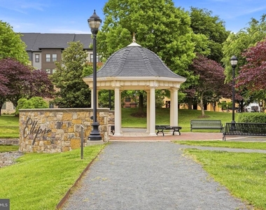 4399 Peach Lily Lane - Photo Thumbnail 2