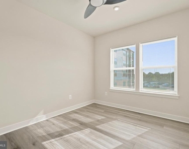 4399 Peach Lily Lane - Photo Thumbnail 30
