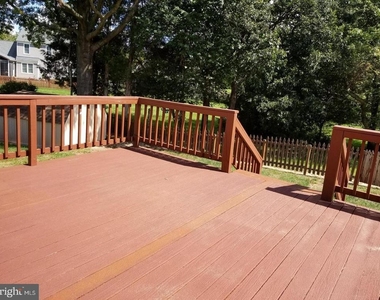 13699 Southernwood Court - Photo Thumbnail 3