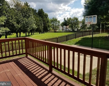 13699 Southernwood Court - Photo Thumbnail 4