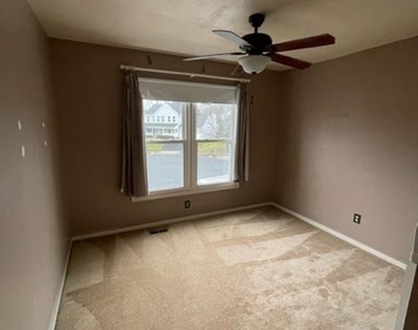 13699 Southernwood Court - Photo Thumbnail 32