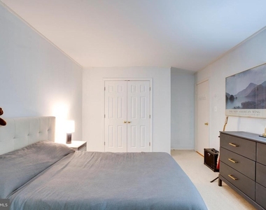 10535 Brevity Drive - Photo Thumbnail 15