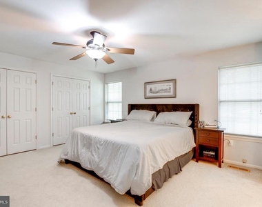 10535 Brevity Drive - Photo Thumbnail 18