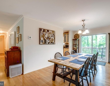 10535 Brevity Drive - Photo Thumbnail 7