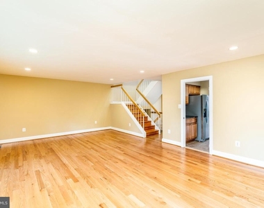 3134 Delburne Court - Photo Thumbnail 5
