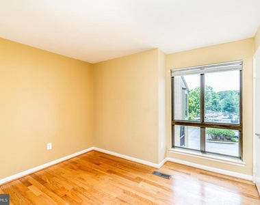 3134 Delburne Court - Photo Thumbnail 8