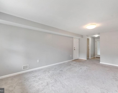 1805 Ingemar Court - Photo Thumbnail 7