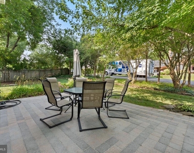 1805 Ingemar Court - Photo Thumbnail 23