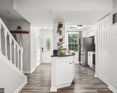 8607 Kenosha Court - Photo Thumbnail 4