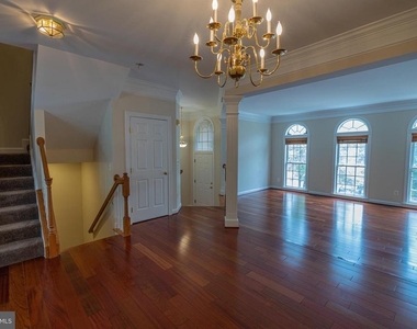9243 Point Replete Drive - Photo Thumbnail 5