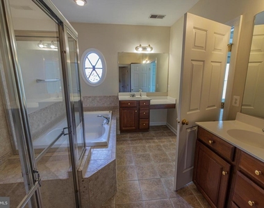 9243 Point Replete Drive - Photo Thumbnail 10