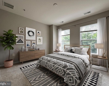5136 Brittney Elyse Circle - Photo Thumbnail 7