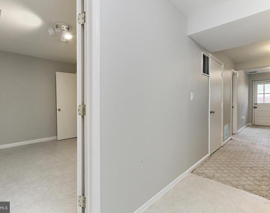 7844 Snead Lane - Photo Thumbnail 25