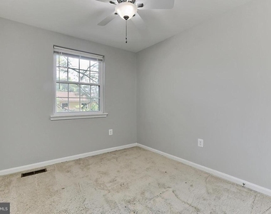 7844 Snead Lane - Photo Thumbnail 21