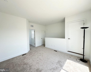2081 Tysons Ridgeline Road - Photo Thumbnail 8