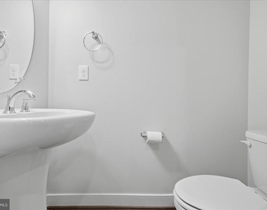 13334 Arrowbrook Centre Drive - Photo Thumbnail 5