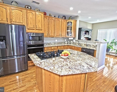 4083 Walnut Cove Circle - Photo Thumbnail 8
