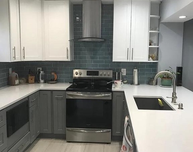 12284 Wye Oak Commons Circle - Photo Thumbnail 1