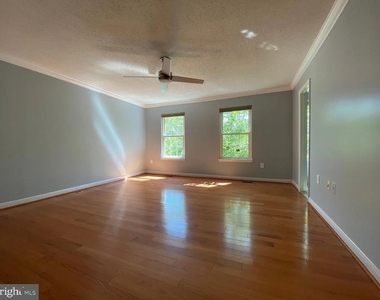 12284 Wye Oak Commons Circle - Photo Thumbnail 10