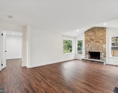 1291 Mason Mill Court - Photo Thumbnail 11