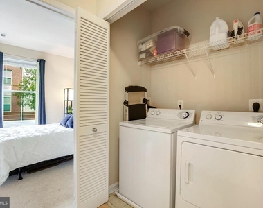 9486 Virginia Center Boulevard - Photo Thumbnail 18