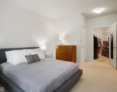9486 Virginia Center Boulevard - Photo Thumbnail 12