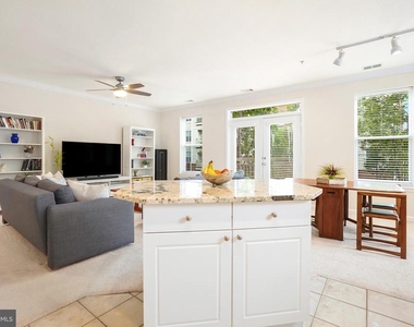 9486 Virginia Center Boulevard - Photo Thumbnail 5