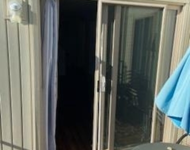 1823 N Shore Court - Photo Thumbnail 63