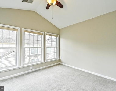 4654 Hummingbird Lane - Photo Thumbnail 26