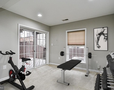 4654 Hummingbird Lane - Photo Thumbnail 40