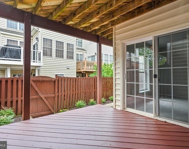 4654 Hummingbird Lane - Photo Thumbnail 41