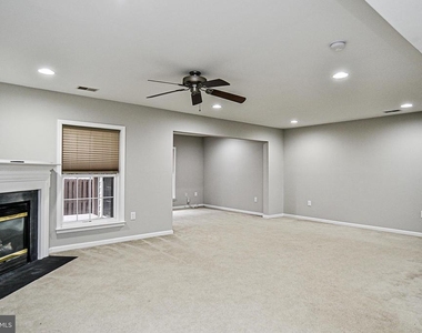 4654 Hummingbird Lane - Photo Thumbnail 37