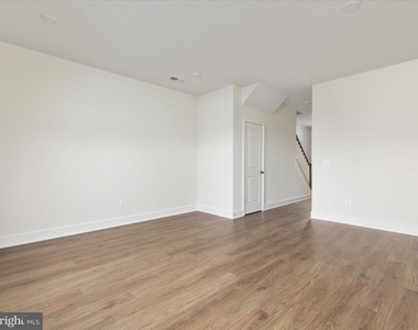 123 Choke Cherry Court - Photo Thumbnail 13