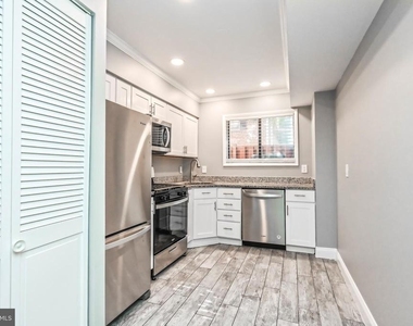 2700 Dartmouth Road - Photo Thumbnail 12
