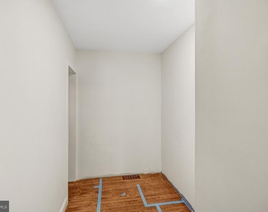 3916 Military Road - Photo Thumbnail 18